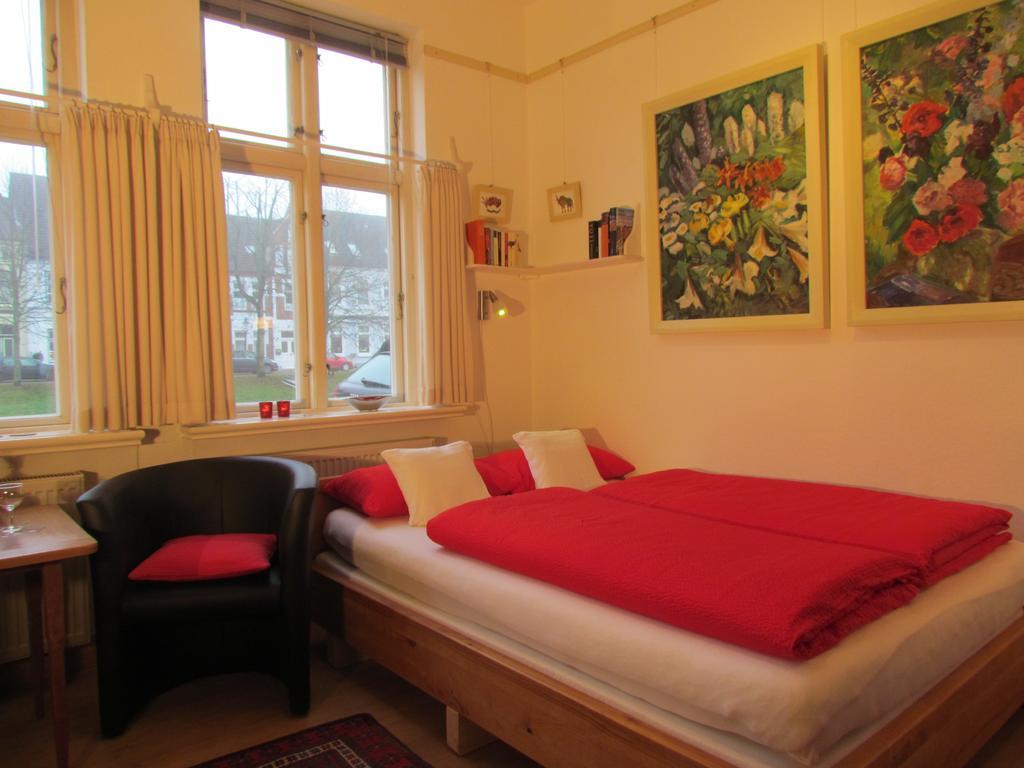 Apartments Im Froschhaus Mit Fruehstueckskuechen Friedrichstadt Dış mekan fotoğraf