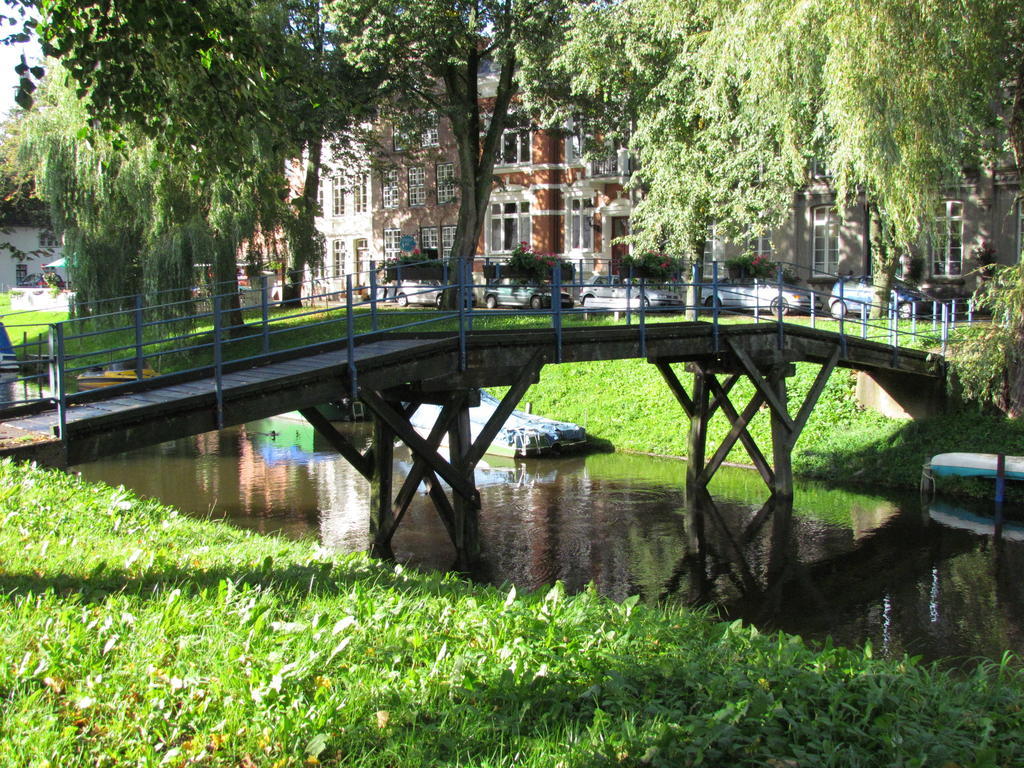 Apartments Im Froschhaus Mit Fruehstueckskuechen Friedrichstadt Dış mekan fotoğraf