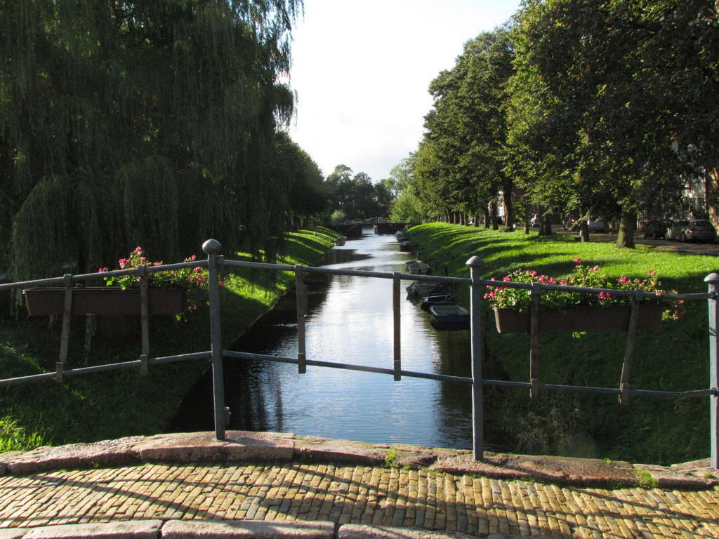 Apartments Im Froschhaus Mit Fruehstueckskuechen Friedrichstadt Dış mekan fotoğraf